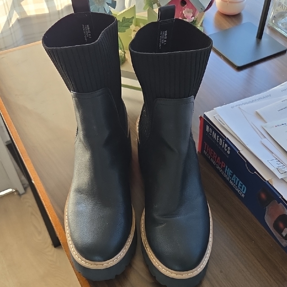 Dolce Vita Black Ankle Boots with Chunky Soles